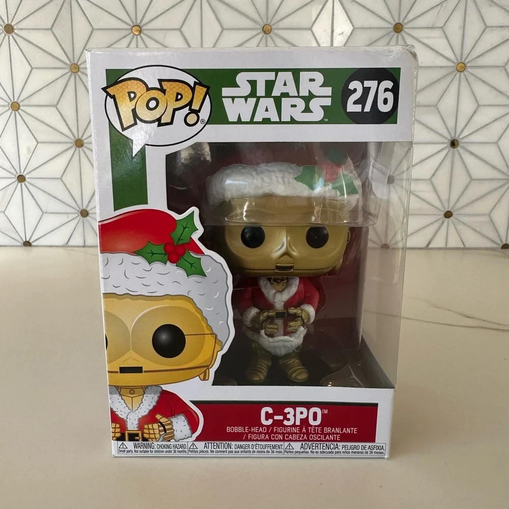 Funko Pop Star Wars C-3PO dressed as Santa #276, NWT - Picture 1 of 7